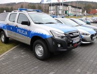 Nowe samochody przekazane dla policji