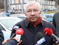 Nowe samochody przekazane dla policji