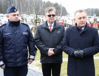 Nowe samochody przekazane dla policji
