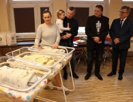 Trojaczki opuściły szpital