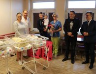 Trojaczki opuściły szpital