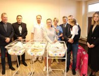 Trojaczki opuściły szpital