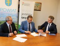 Podpisano umowy na wsparcie osób niepełnosprawnych