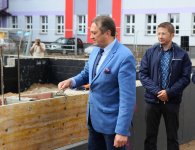 Podpisanie aktu erekcyjnego i wmurowanie kamienia węgielnego pod budowę żłobka w gminie Miedziana Góra.