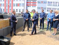 Podpisanie aktu erekcyjnego i wmurowanie kamienia węgielnego pod budowę żłobka w gminie Miedziana Góra.