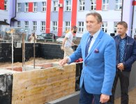 Podpisanie aktu erekcyjnego i wmurowanie kamienia węgielnego pod budowę żłobka w gminie Miedziana Góra.