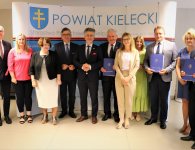 Gminy zlikwidują bariery dla osób niepełnosprawnych