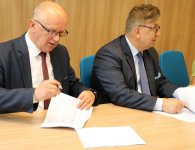 Gminy zlikwidują bariery dla osób niepełnosprawnych