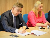 Gminy zlikwidują bariery dla osób niepełnosprawnych