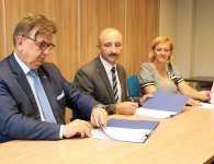 Podpisanie umów e-geodezja 
