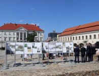 Tablica upamiętniająca 100. rocznicę utworzenia Armii Ochotniczej 