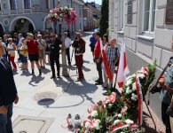 Tablica upamiętniająca 100. rocznicę utworzenia Armii Ochotniczej 