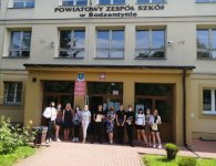 Pierwszy dzwonek w szkołach powiatowych 