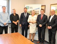Podpisanie umowy na drogową inwestycję w gminie Łopuszno