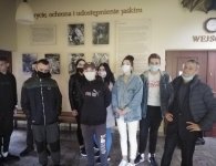 Wychowankowie zwiedzali Jaskinię Raj
