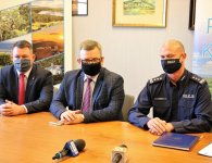 Powiat wspiera policję w walce z COVID-19
