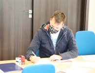 Promesy wręczono w siedzibie Starostwa Powiatowego w Kielcach