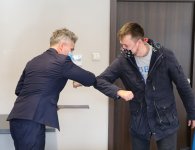 Promesy wręczono w siedzibie Starostwa Powiatowego w Kielcach