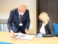 Promesy wręczono w siedzibie Starostwa Powiatowego w Kielcach