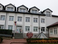 Od poniedziałku, 23 listopada w Urzędzie Gminy Mniów zacznie działać filia Wydziału Komunikacji i Transportu Starostwa Powiatowego w Kielcach – Referat Rejestracji Pojazdów.