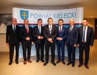 Pierwsza sesja Rady Powiatu w Kielcach obecnej kadencji