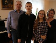Sołtys Paweł Sadrak w rodzinnym domu i burmistrzem Nowej Słupi Andrzejem Gąsiorem 
