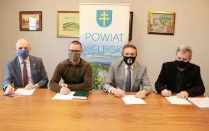 Od maja droga do Zagnańska zamknięta (2)