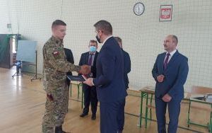 Dla maturzystów zabrzmiał ostatni dzwonek (8)