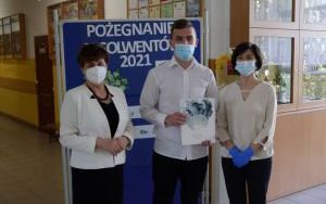 Dla maturzystów zabrzmiał ostatni dzwonek (10)