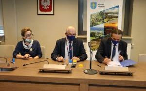Podpisaliśmy umowy z organizacjami pozarządowymi  (10)