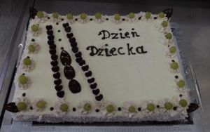 Najmłodsi hucznie świętowali swój dzień (1)