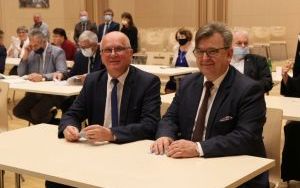 Stefan Bąk, członek Zarządu Powiatu w Kielcach podsumowuje działania w dziedzinie ochrony zdrowia i pomocy społecznej  (6)