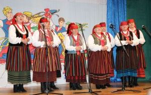 Na ludową nutę w Chmielniku (2)
