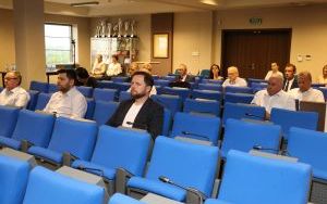 Wotum zaufania oraz absolutorium dla Zarządu Powiatu w Kielcach (2)