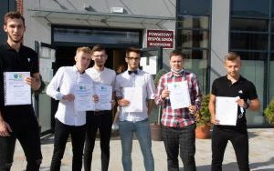 Ostatni dzwonek zabrzmiał w powiatowych szkołach (2)