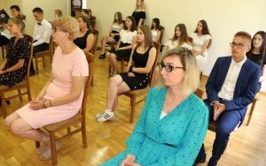 Ostatni dzwonek zabrzmiał w powiatowych szkołach (2)