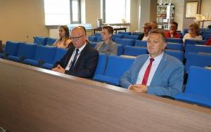 O wsparciu dla organizacji pozarządowych (6)