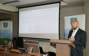 O wsparciu dla organizacji pozarządowych (3)
