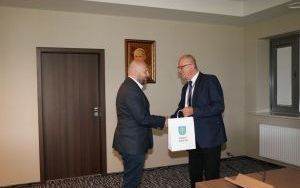 O wsparciu dla organizacji pozarządowych (3)