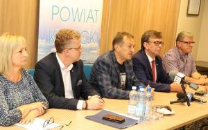 Na konferencji o Rajdzie Rowerowym Szlakiem Brygady Świętokrzyskiej NSZ  (2)
