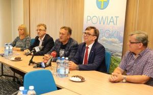 Na konferencji o Rajdzie Rowerowym Szlakiem Brygady Świętokrzyskiej NSZ  (3)