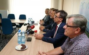 Na konferencji o Rajdzie Rowerowym Szlakiem Brygady Świętokrzyskiej NSZ  (2)