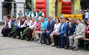 XX Powiatowy Przegląd Zespołów Folklorystycznych i Solistów w Chmielniku  (2)