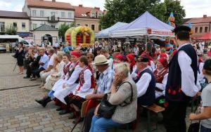 XX Powiatowy Przegląd Zespołów Folklorystycznych i Solistów w Chmielniku  (3)