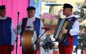 XX Powiatowy Przegląd Zespołów Folklorystycznych i Solistów w Chmielniku  (6)