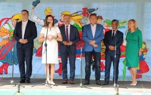 XX Powiatowy Przegląd Zespołów Folklorystycznych i Solistów w Chmielniku  (1)