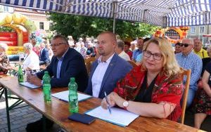 XX Powiatowy Przegląd Zespołów Folklorystycznych i Solistów w Chmielniku  (4)