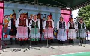XX Powiatowy Przegląd Zespołów Folklorystycznych i Solistów w Chmielniku  (7)
