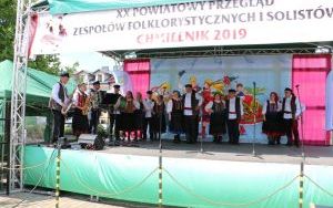 XX Powiatowy Przegląd Zespołów Folklorystycznych i Solistów w Chmielniku  (2)