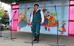 XX Powiatowy Przegląd Zespołów Folklorystycznych i Solistów w Chmielniku  (4)